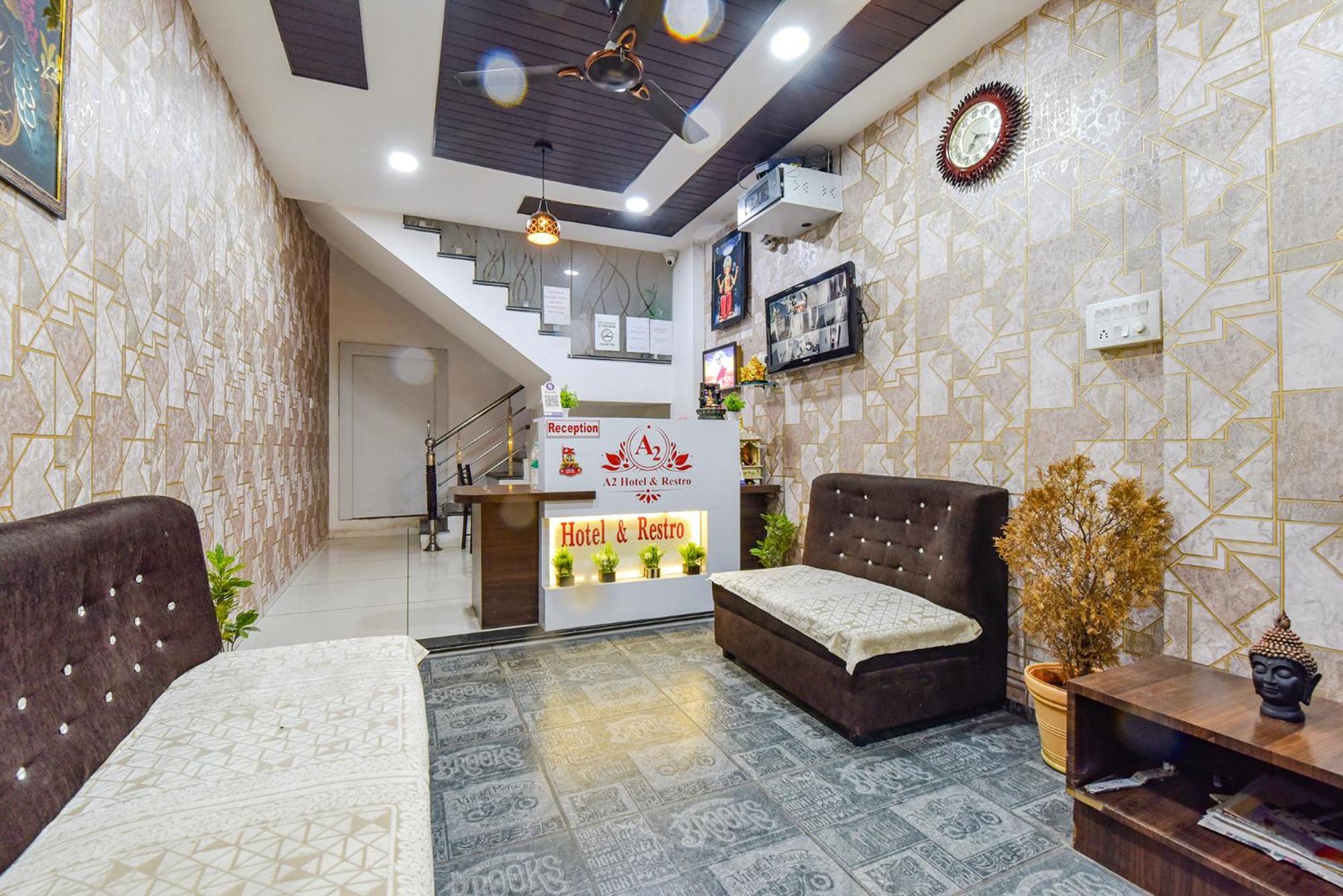 Fabexpress A2 And Restro Hotell Indore Exteriör bild